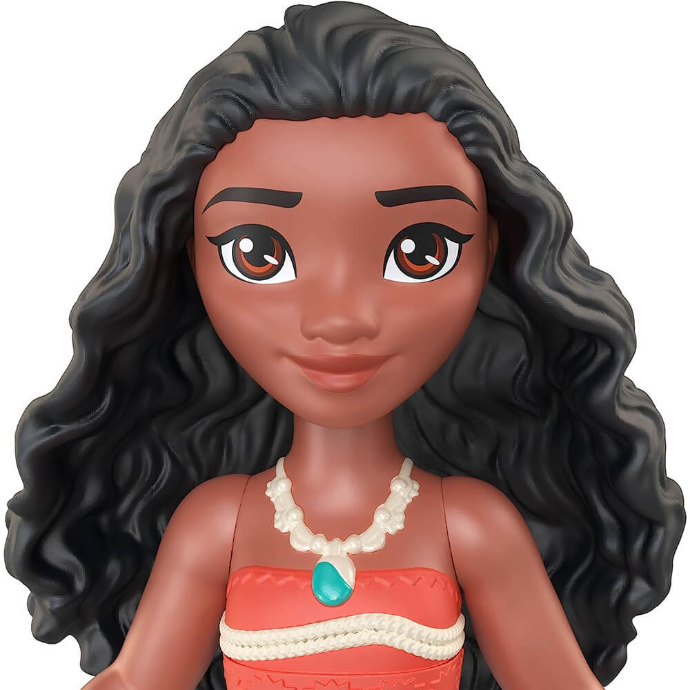 Disney Princess Moana Small Doll close up on her face