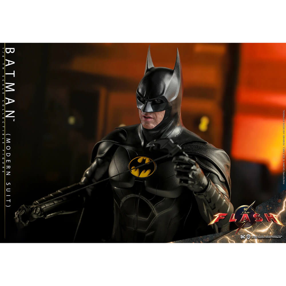 Hot Toys Batman (Modern Suit) Sixth Scale Figure