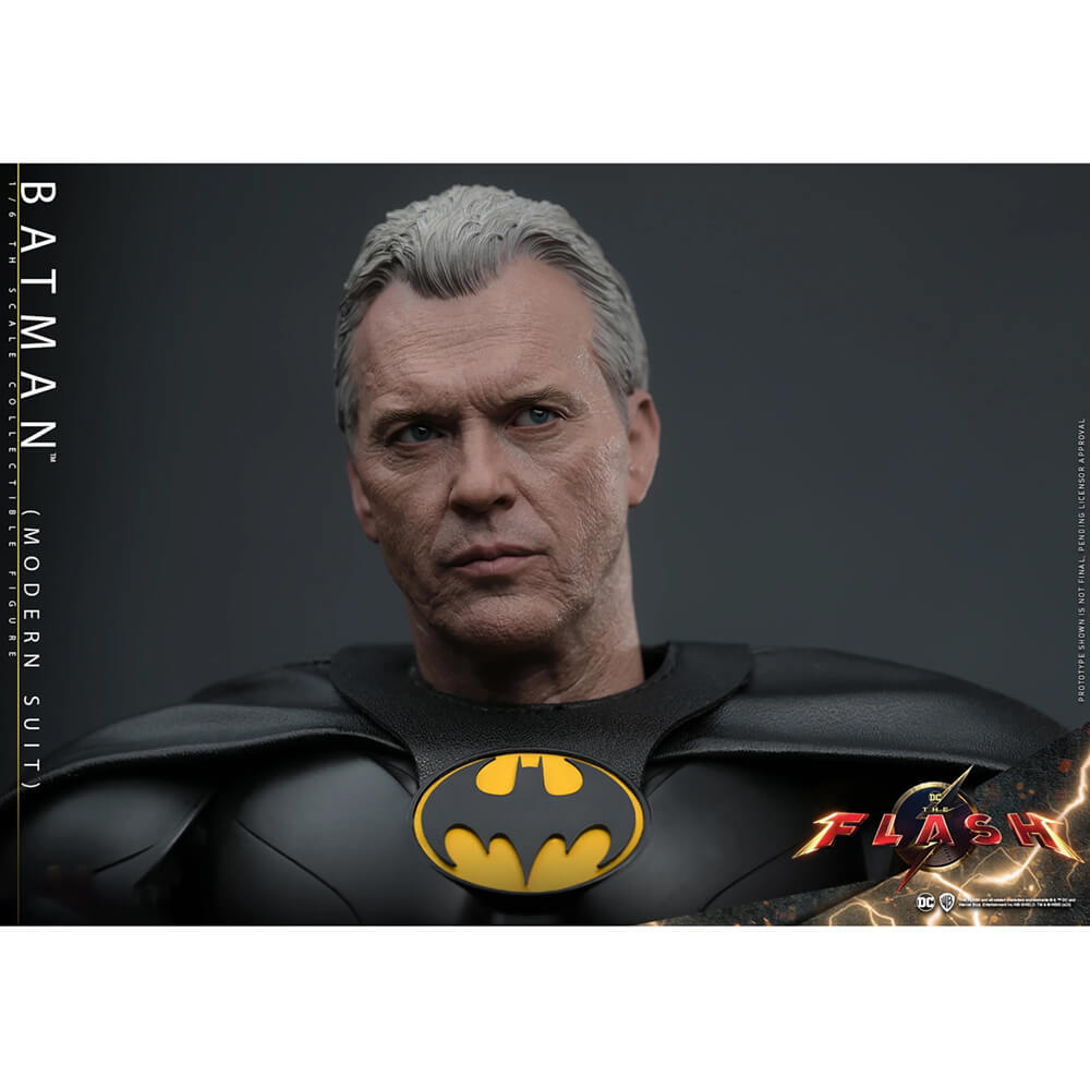 Hot Toys Batman (Modern Suit) Sixth Scale Figure