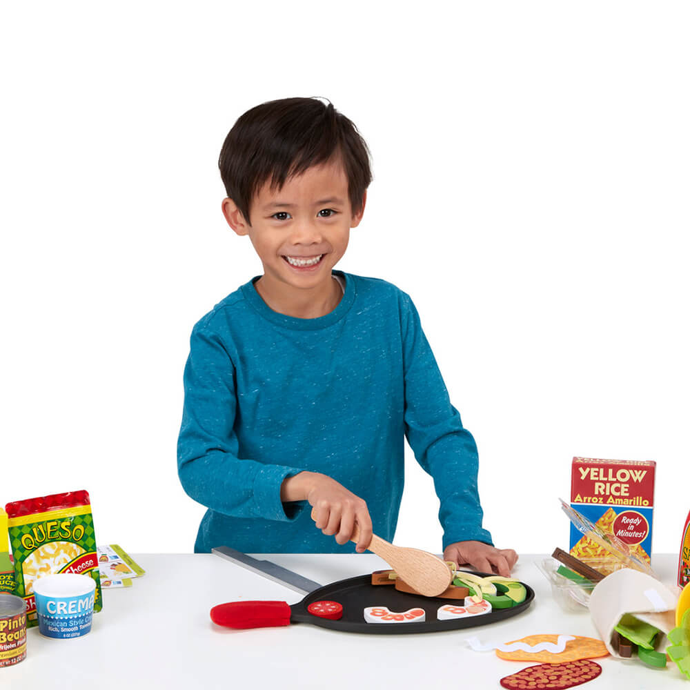 Melissa and Doug Fill & Fold Taco & Tortilla Set