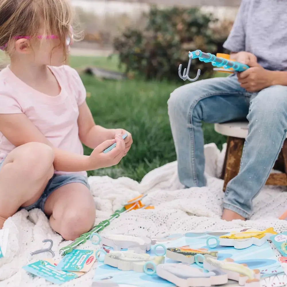 Melissa and Doug Let’s Explore Fishing Play Set