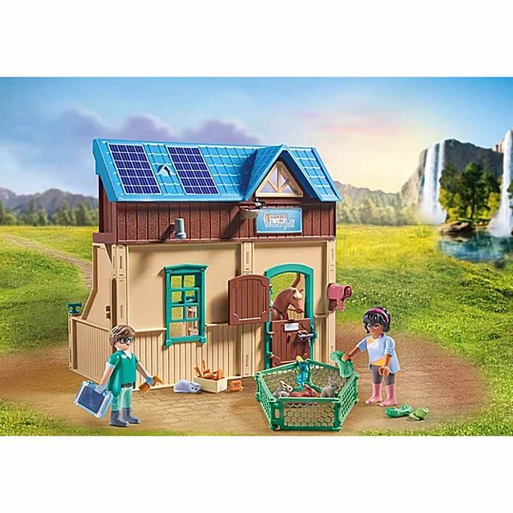 PLAYMOBIL Riding Therapy and Veterinary Practice Playset