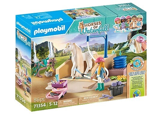 PLAYMOBIL Washing Station with Isabella and Lioness Playset