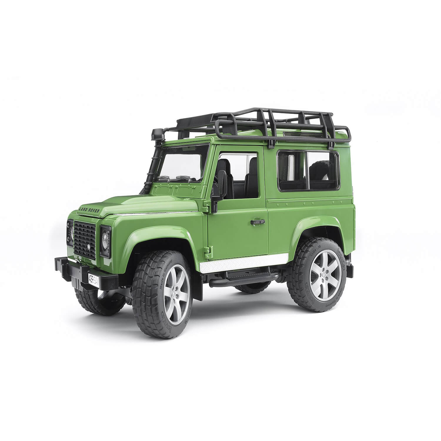 Bruder Pro Series Land Rover Defender Station Wagon 1:16 Scale Vehicle