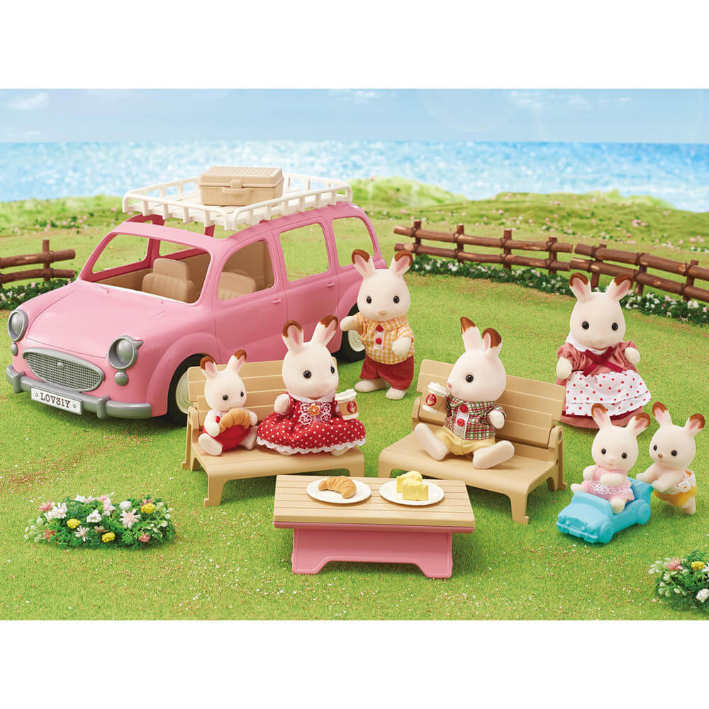 Calico Critters Family Picnic Van