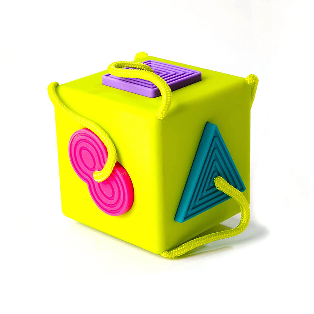 Fat Brain Toys OombeeCube