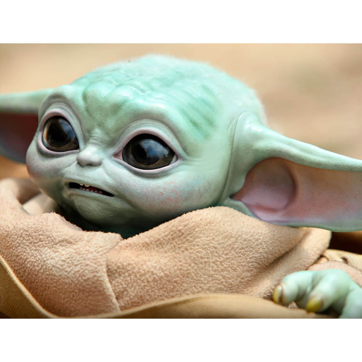 Hot Toys Star Wars The Mandalorian The Child Baby Yoda / Grogu,  Non-Refundable Down Payment Life-Size Collectible Figure - DE