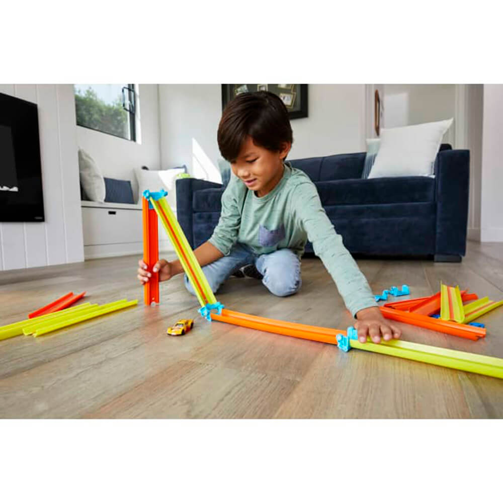 Hot Wheels Track Builder Unlimited Fold Up Track Pack