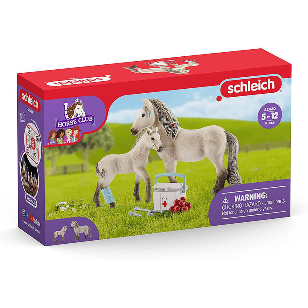 Schleich Horse Club Horse Club Hannah’s First-Aid Kit Playset